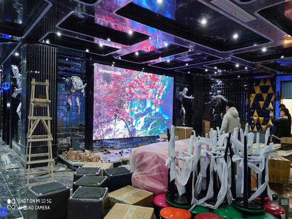 抚松室内P2.5全彩显示屏